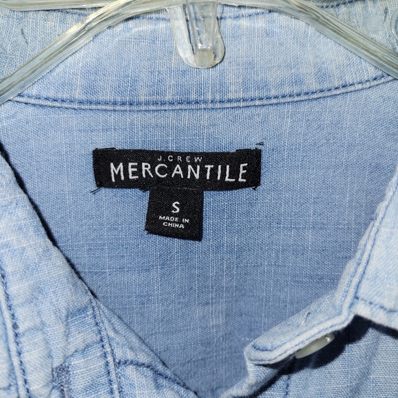 Womans J Crew Mercantile Chambray Button front Shirt Size S - Picture 4 of 8